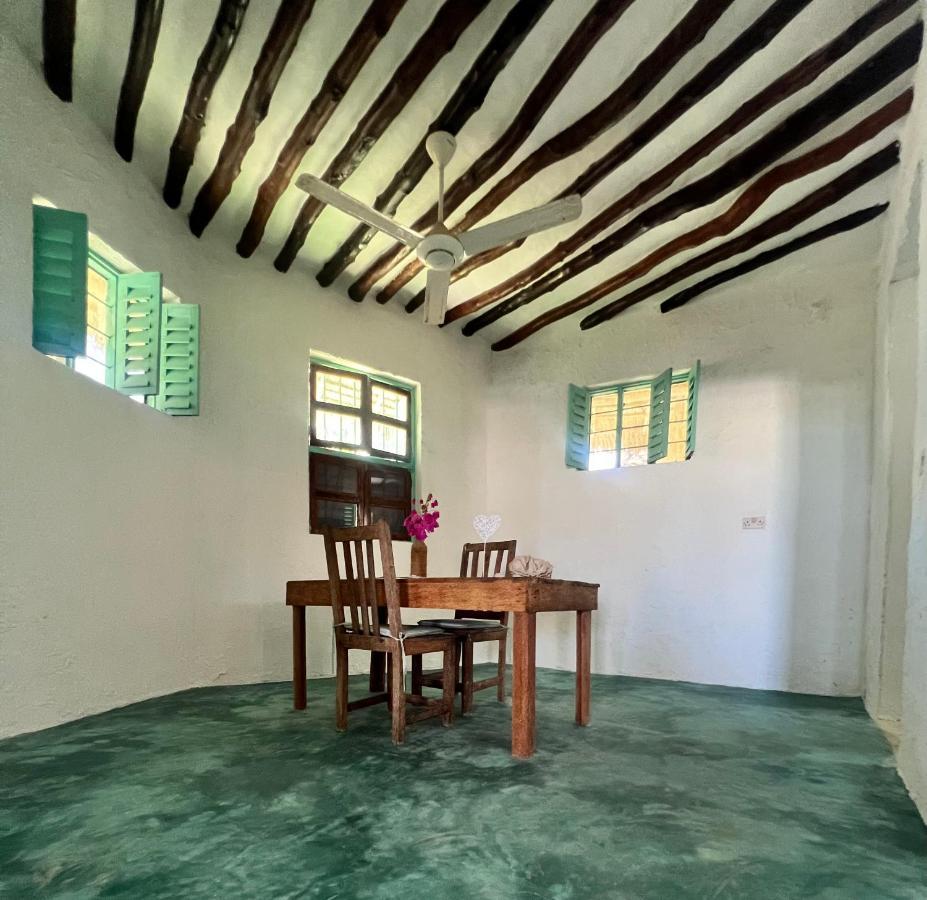Duara Beach House Hotel Paje Luaran gambar